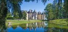 Le Château D'orfeuillette - Charming Modern Art Chateau