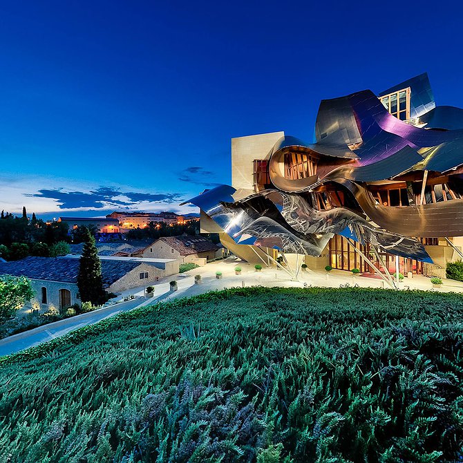 Hotel Marques de Riscal – Eye-Popping Design By Frank Gehry