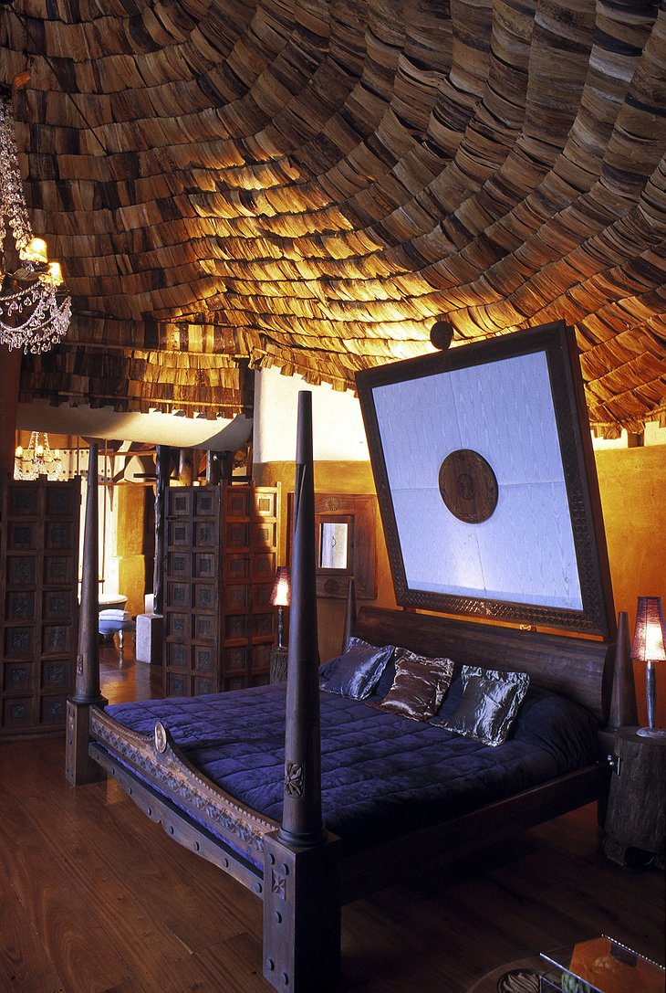 Ngorongoro Crater Lodge room