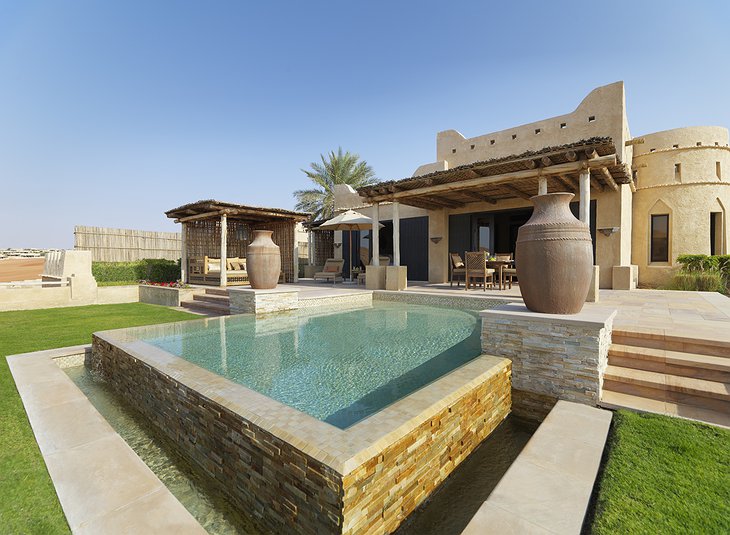 Qasr Al Sarab Desert Resort villa with swimming pool