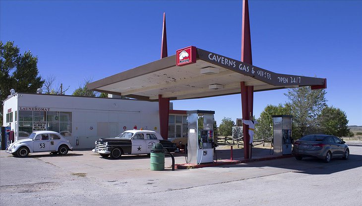Grand Canyon Caverns Gas station