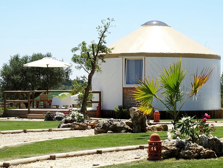 Quinta M yurt and sunshades