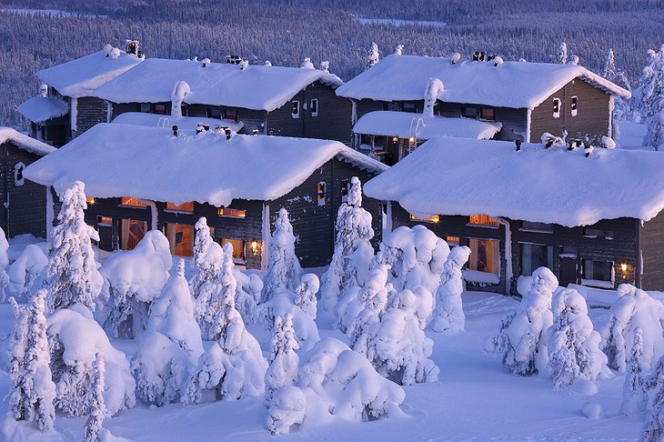 Hotel Iso Syöte buildings covered in snow
