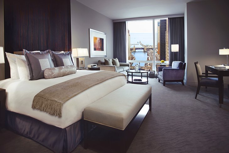 Trump Hotel Chicago bedroom with river view