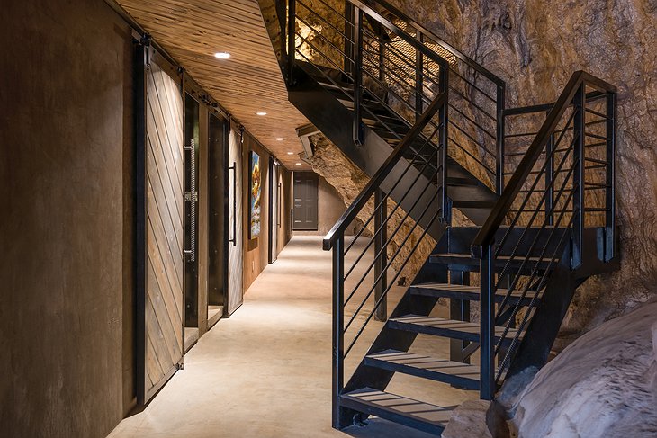 Beckham Creek Cave Lodge underground rooms