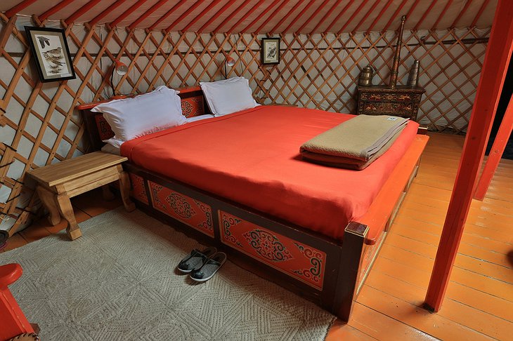 Three Camel Lodge yurt interior