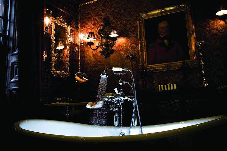 The Witchery by the Castle Old Rectory Bathroom