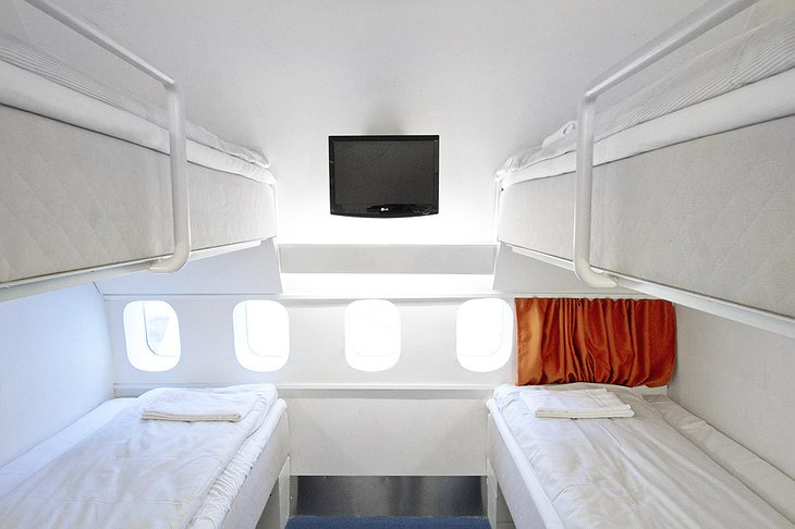 Rooms in Boeing 747