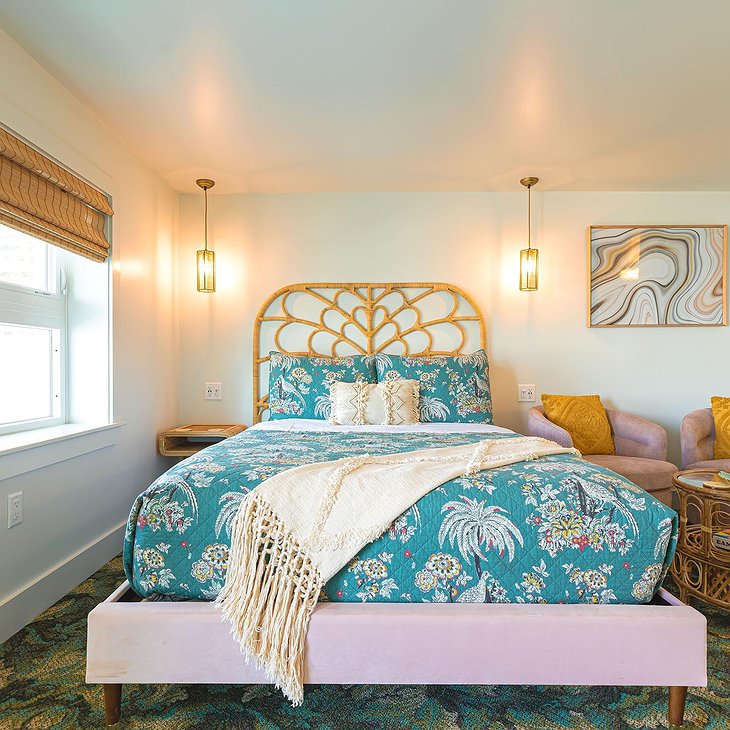 Rye Motor Inn Comfy King-Sized Bed