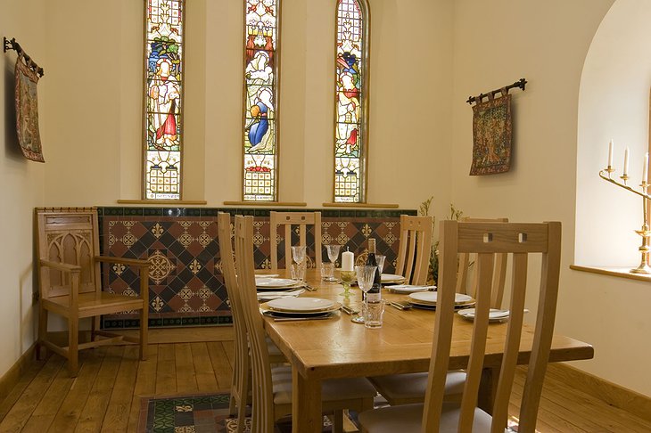 Capel Pentwyn dining room with chapel colored windows