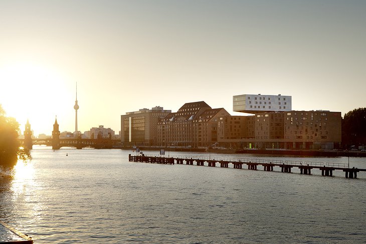 River Spree sunset with Nhow Hotel Berlin