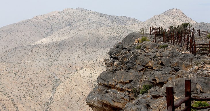 Al Hajar Mountain cliff edge