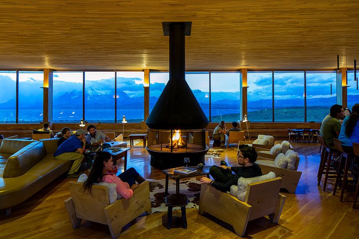 Tierra Patagonia Lounge