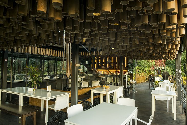 Bangkok Tree House restaurant interior