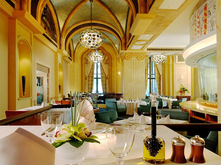 Emirates Palace restaurant