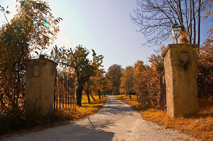 Hotel Burg Oberranna gates