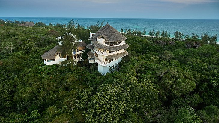 Watamu Treehouse exterior with beach view in the background