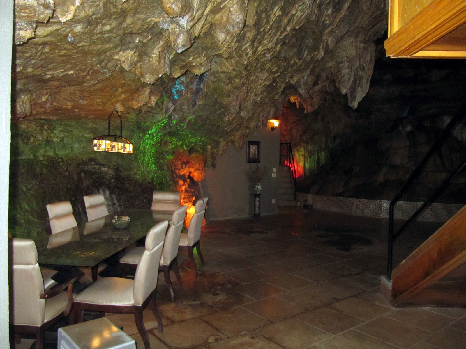 Beckham Creek Cave Lodge The world’s most luxurious cave