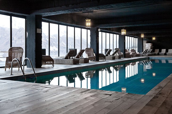 Rooms Hotel Kazbegi Indoor Wooden Pool