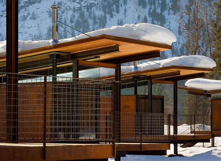 Rolling Huts in the Methow Valley