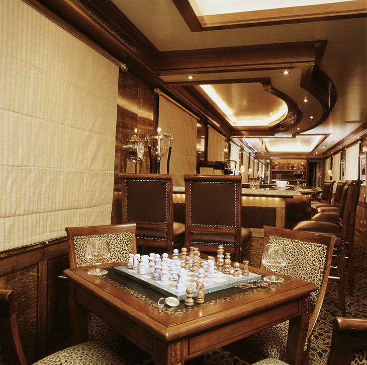 The Blue Train lounge car chess