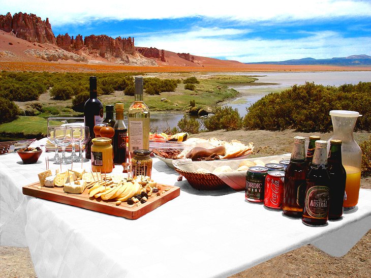 Alto Atacama dining in the nature