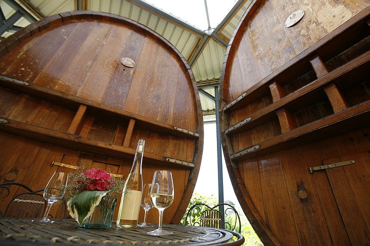 Waldmeier’s Fasshotel barrels with wine on the table