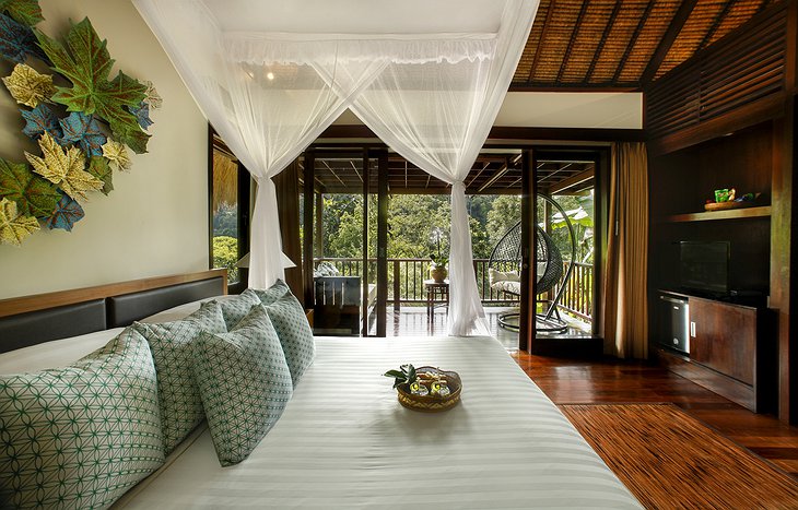 Nandini Jungle Resort Sunrise View Villa Bedroom