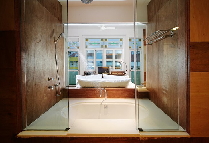 New Majestic Hotel room with bath inside