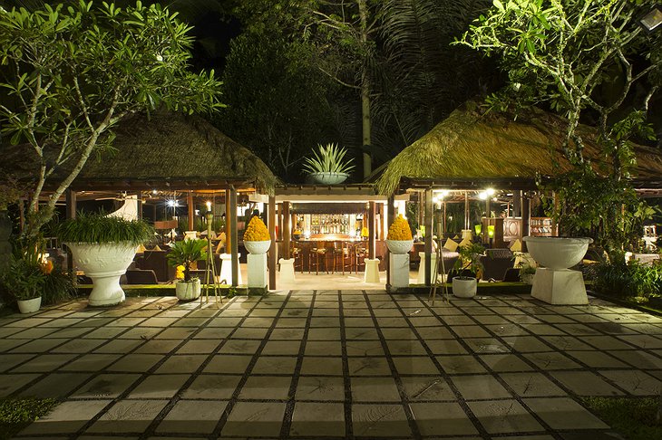 Nandini Jungle Resort Pakis Lounge