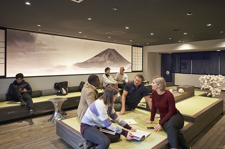 Resol Poshtel Tokyo Asakusa Lounge Tatami Mats Meeting Place