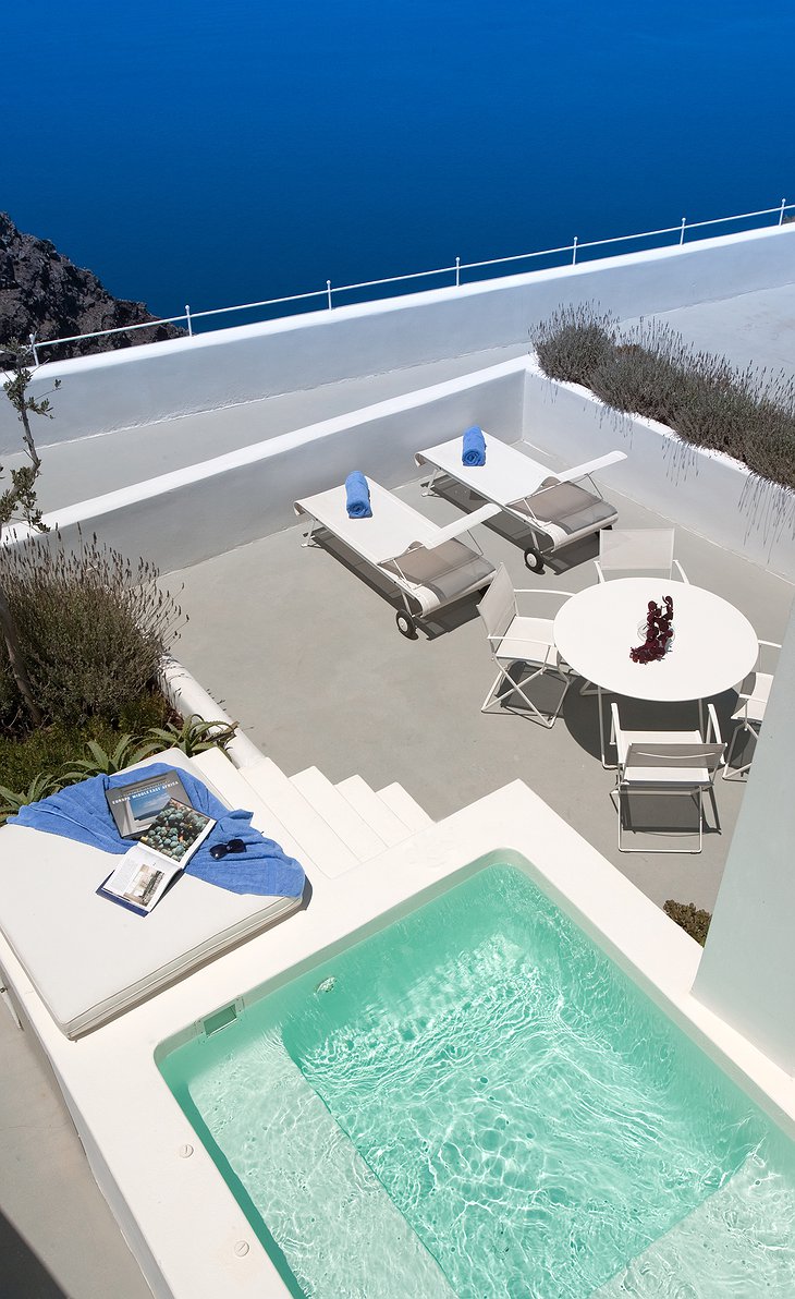 Grace Santorini terrace with jacuzzi