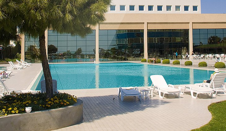 Hotel Marmara Antalya swimming pool