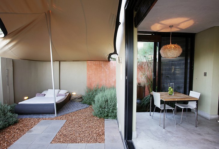 The Olive Exclusive sleep under the tent on the terrace