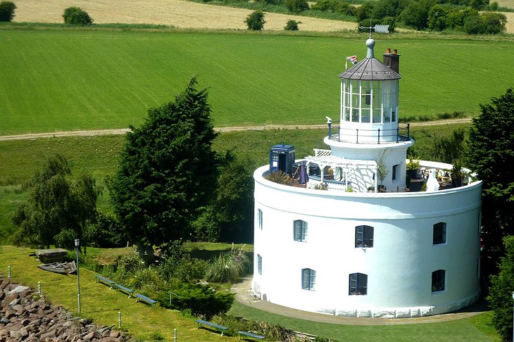 West Usk Lighthouse with Rooftop Garden