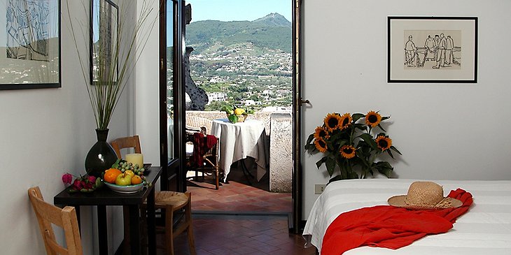 Albergo Il Monastero room with private terrace