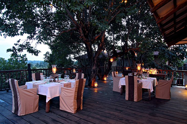 Samode Safari Lodge terrace dining