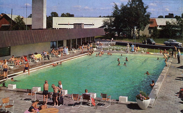 IKEA Motel's Pool in the 70s