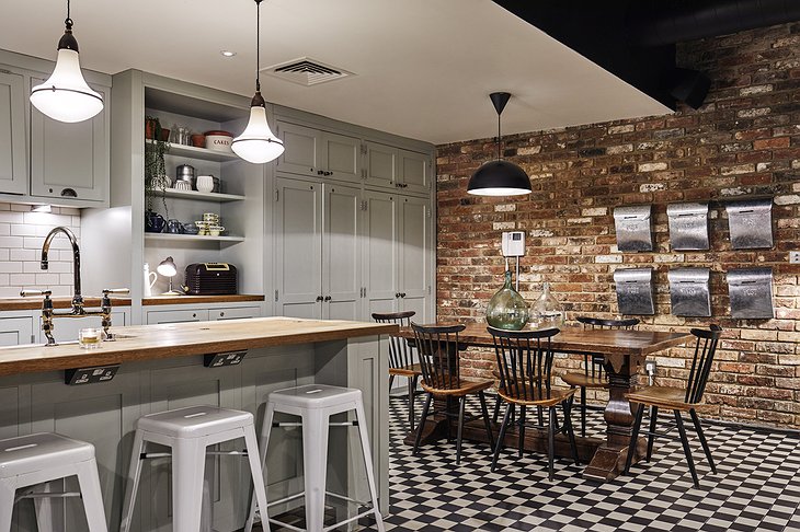 The Hoxton, Shoreditch apartment kitchen