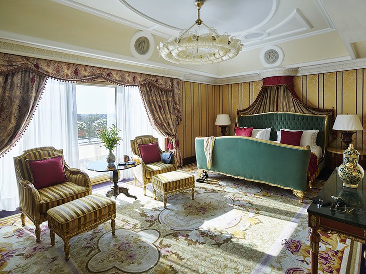 Hotel Principe di Savoia Presidential Suite Yellow Bedroom
