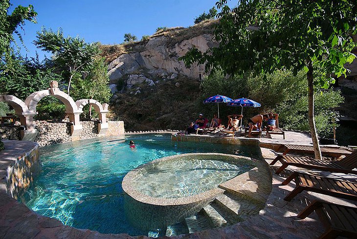 Gamirasu Cave Hotel swimming pool