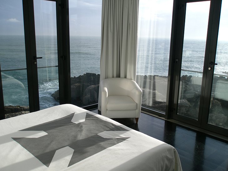 Farol Design Hotel room with view on the sea