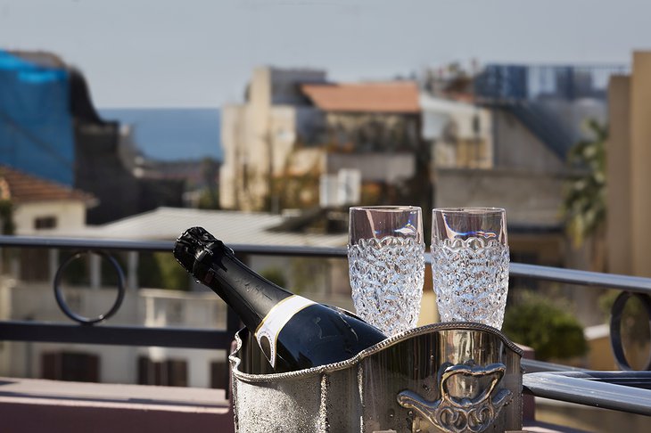 Hotel Nordoy Champagne with Tel-Aviv Panorama