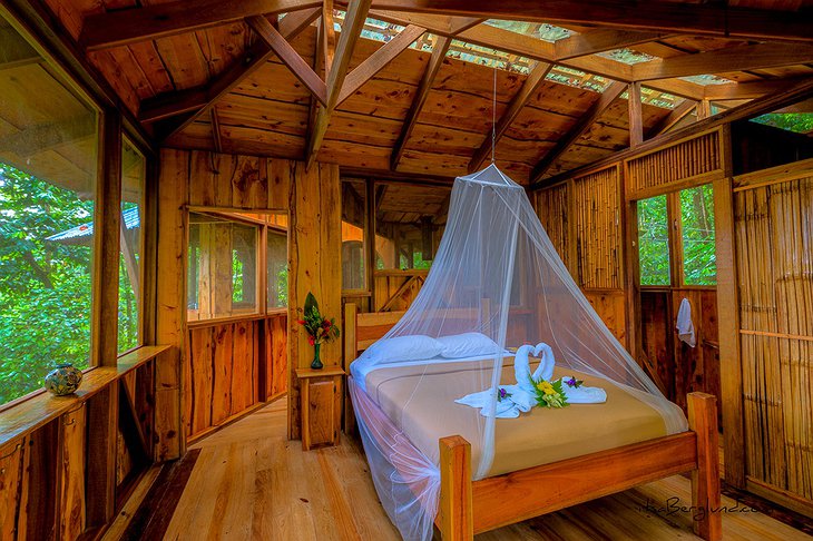 Fila Tortuga treehouse bedroom