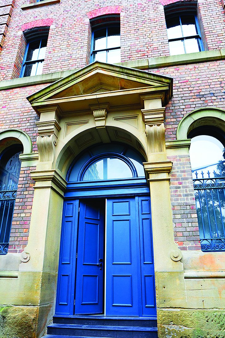 1888 Hotel Sydney restored building main door