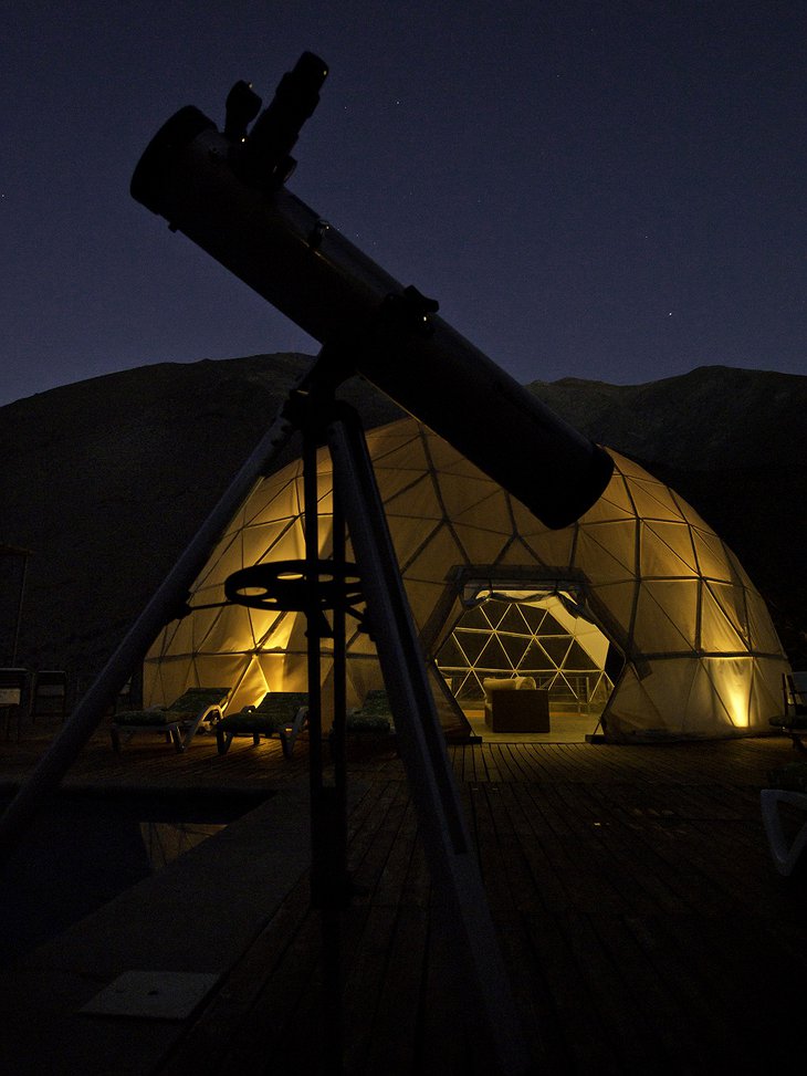 Elqui Domos tent and telescope