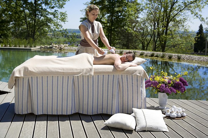 Chateau Mcely outdoor massage