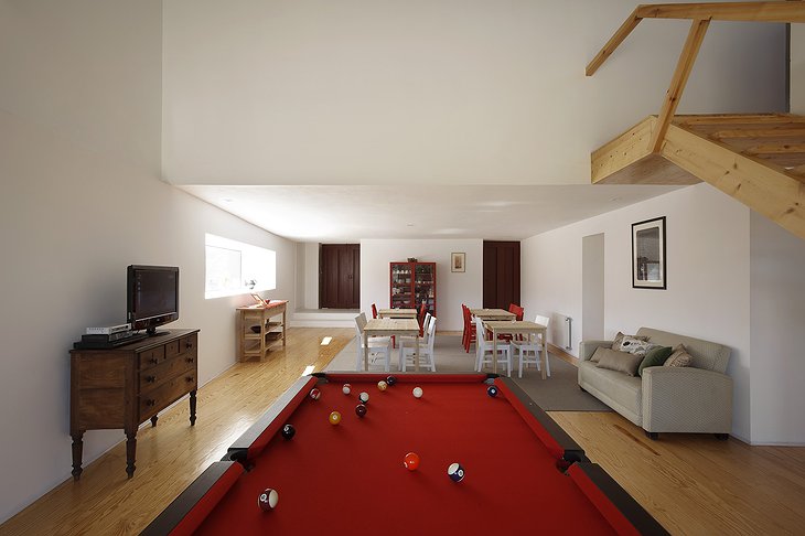 Paco de Pombeiro room with billiard