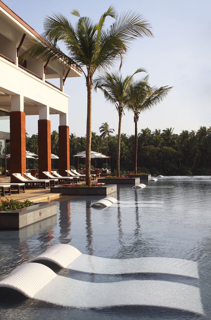 Alila Diwa Goa pool lounges