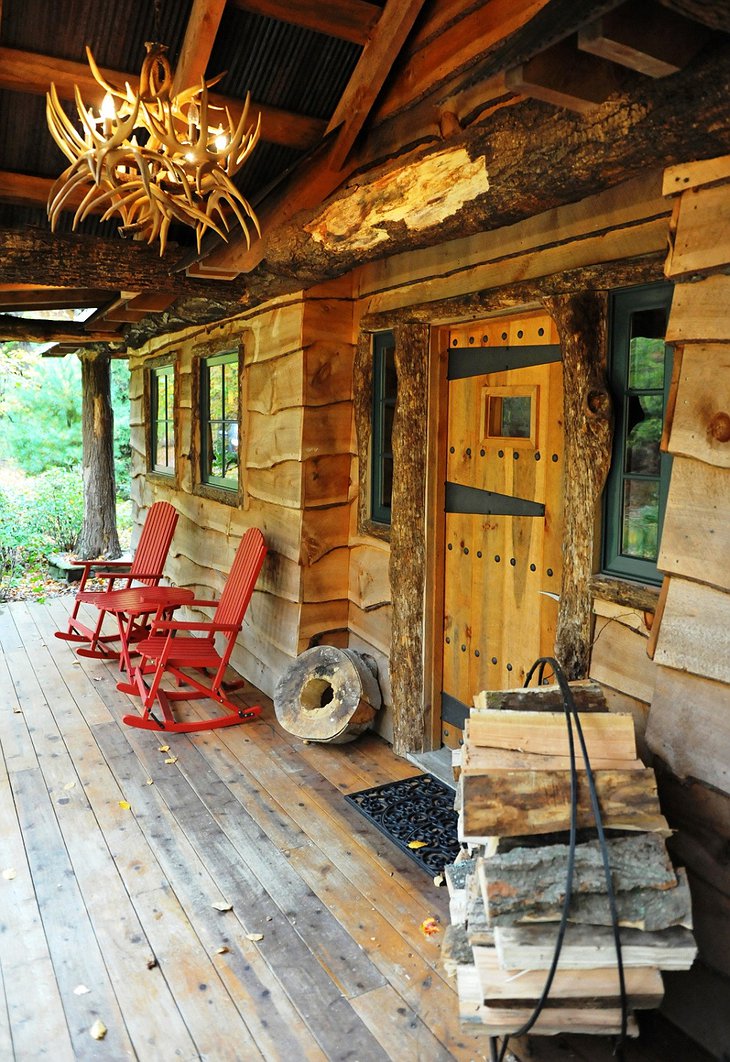 Beaver Lodge wooden house